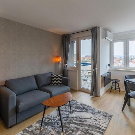 Elegant Tour As Studio Gilly With Open Views And A Balcony In The Center לובליאנה מראה חיצוני תמונה